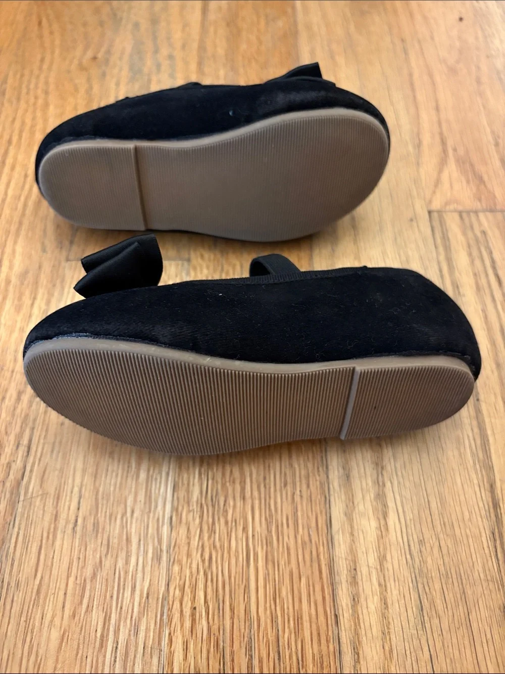 Felix & Flora Velvet Dress shoes